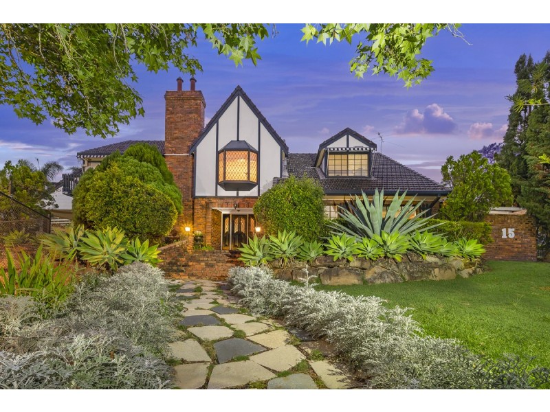 15 Warburton Court, Mount Ommaney QLD 4074