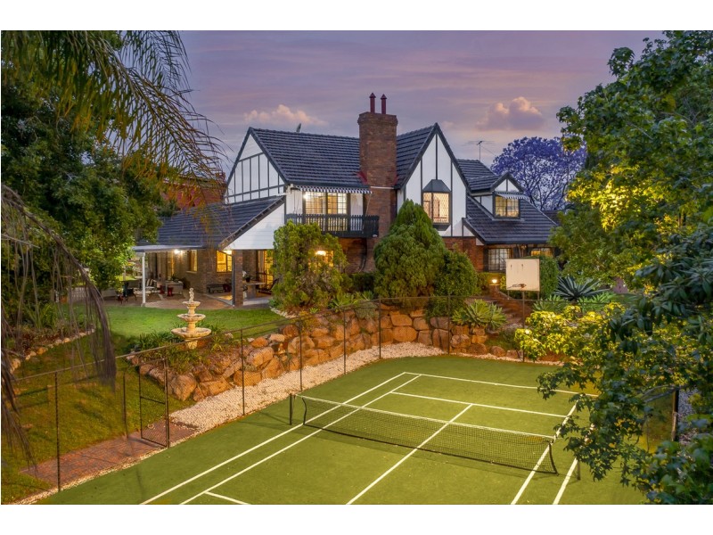 15 Warburton Court, Mount Ommaney QLD 4074