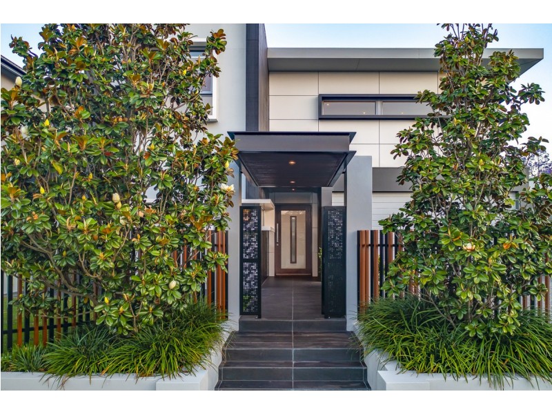 31 Ormonde Road, Yeronga QLD 4104