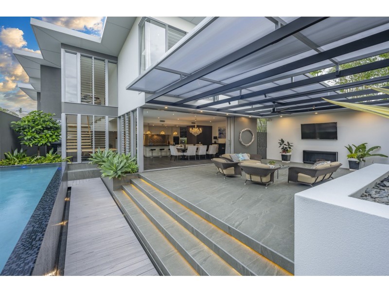 31 Ormonde Road, Yeronga QLD 4104