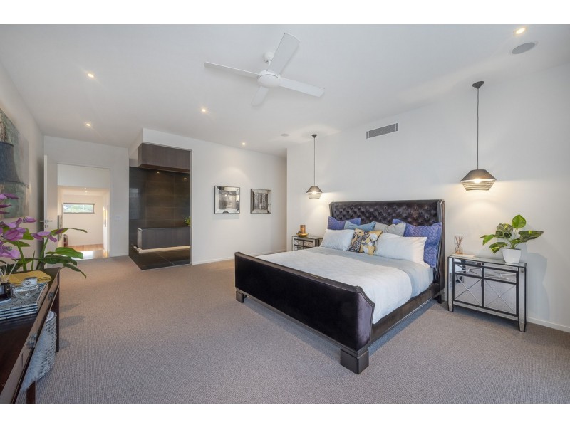 31 Ormonde Road, Yeronga QLD 4104