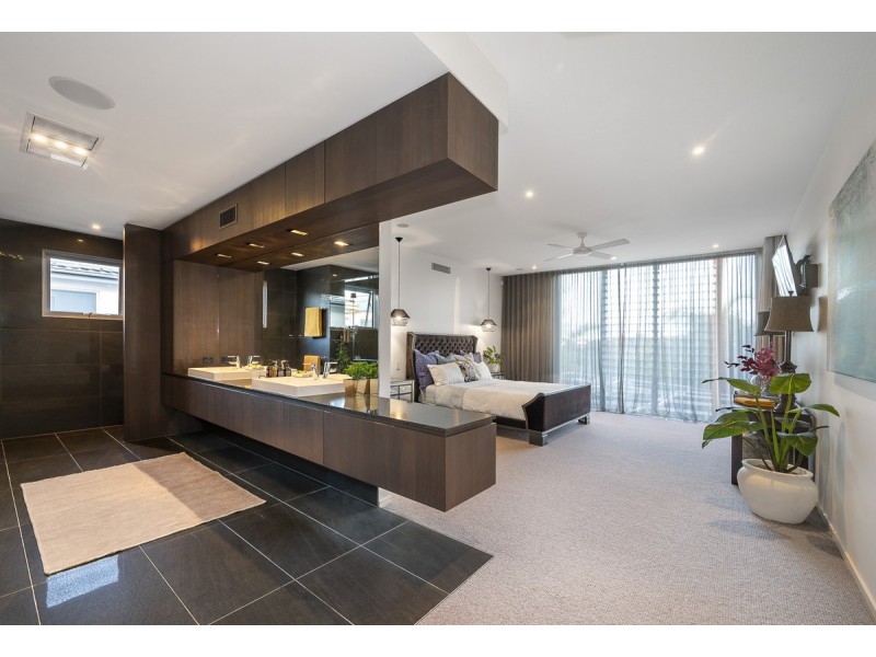 31 Ormonde Road, Yeronga QLD 4104