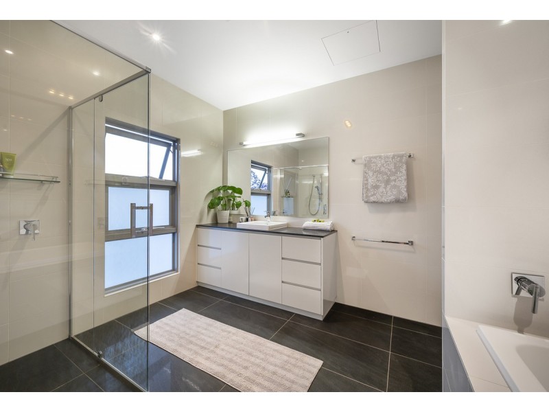 31 Ormonde Road, Yeronga QLD 4104