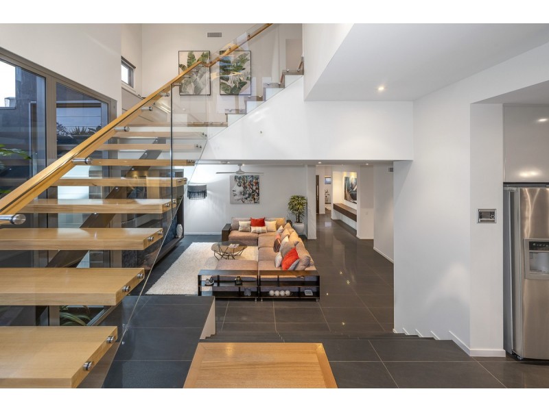 31 Ormonde Road, Yeronga QLD 4104