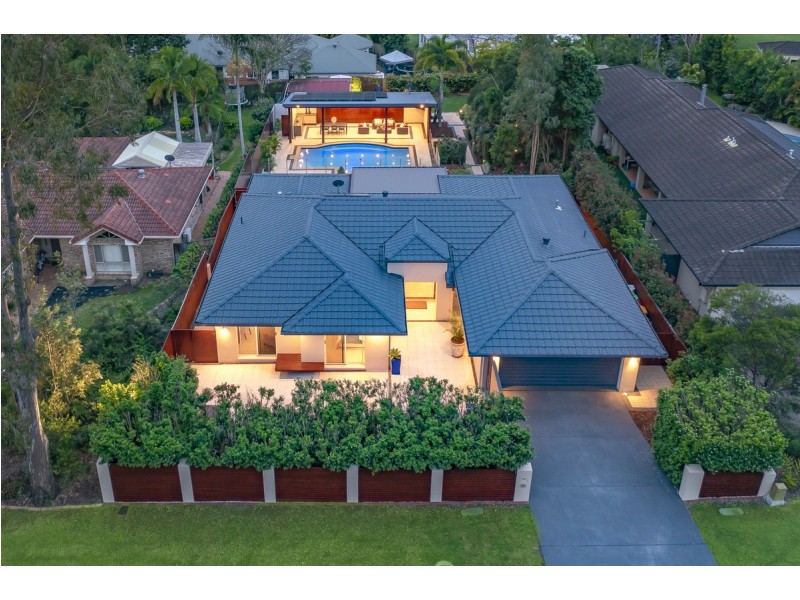 13 Tangy Street, Brookfield QLD 4069
