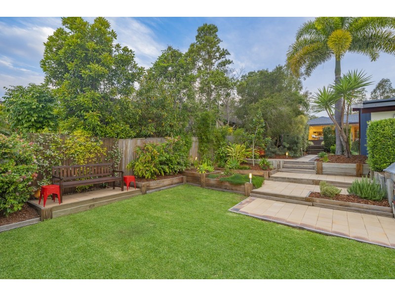 13 Tangy Street, Brookfield QLD 4069