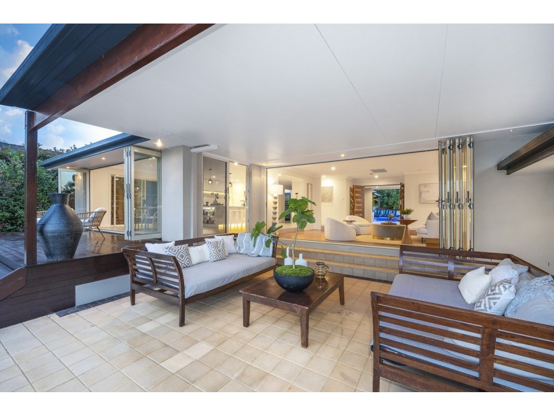 13 Tangy Street, Brookfield QLD 4069