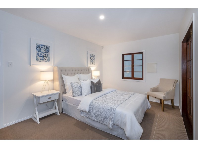12 Emerson Street, Toowong QLD 4066