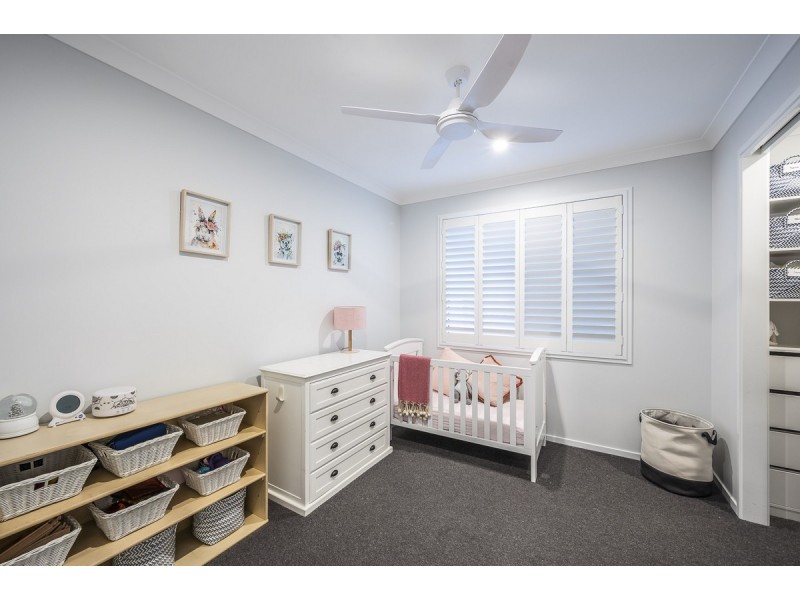 10 Castle Street, Fairfield QLD 4103