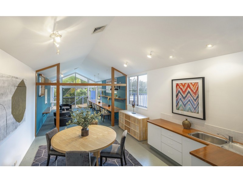 77 Mount Ommaney Drive, Jindalee QLD 4074