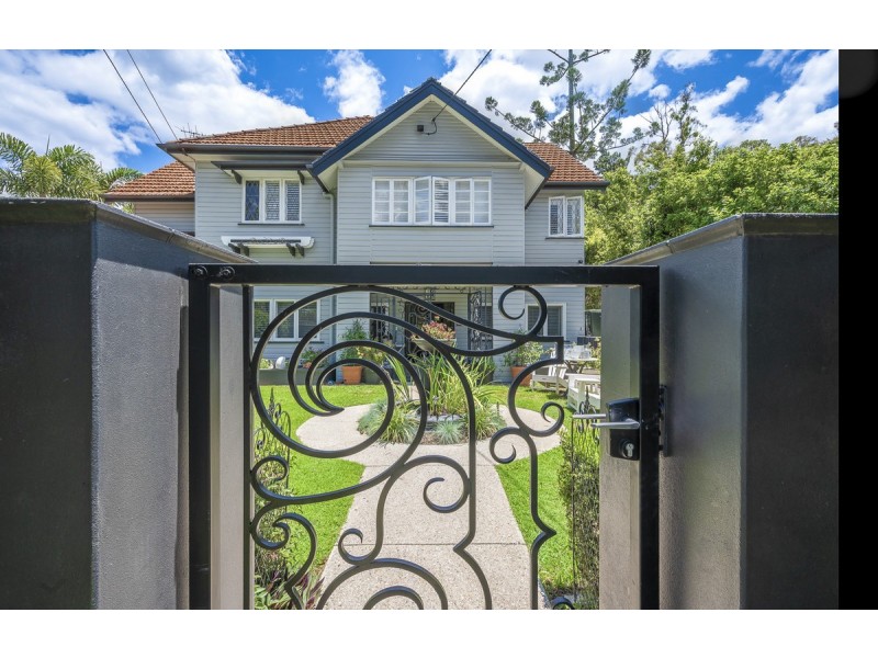 45 Ironside Street, St Lucia QLD 4067