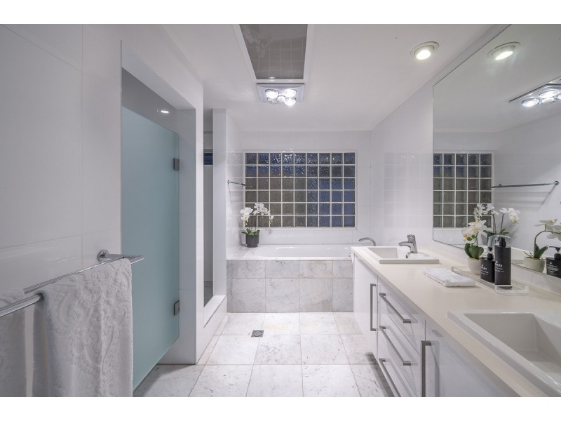 21 Mandalay Street, Fig Tree Pocket QLD 4069