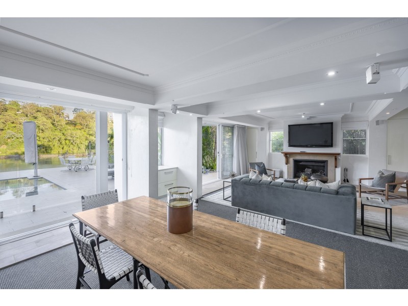 21 Mandalay Street, Fig Tree Pocket QLD 4069