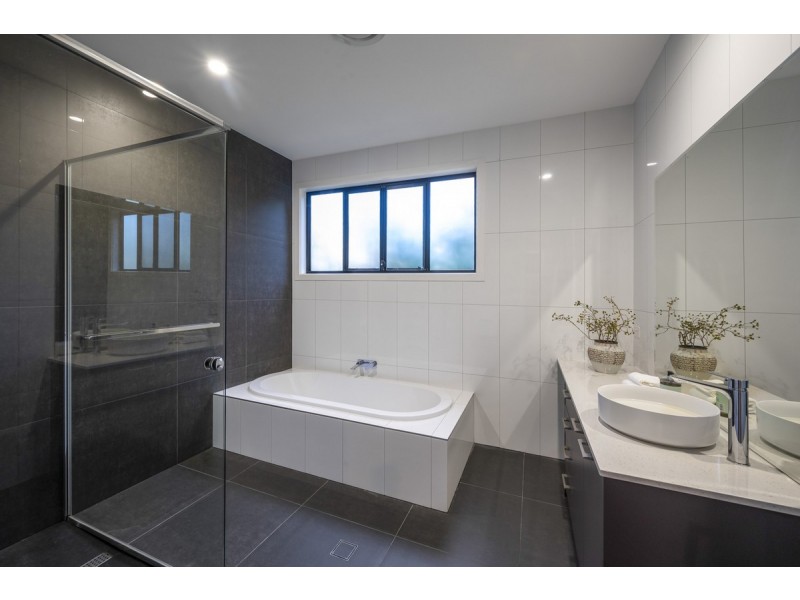 568 Fig Tree Pocket Road, Fig Tree Pocket QLD 4069