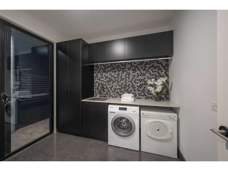 568 Fig Tree Pocket Road, Fig Tree Pocket QLD 4069