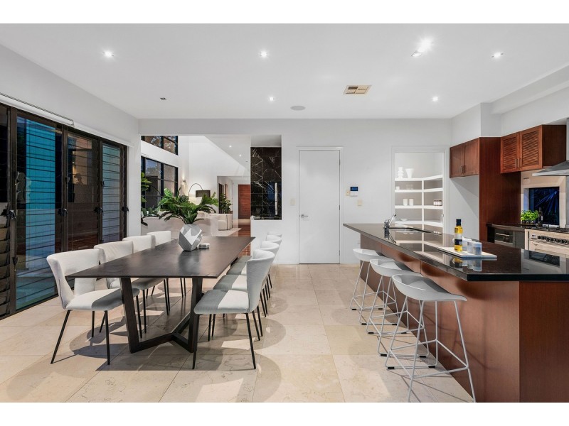 81 Rosebery Terrace, Chelmer QLD 4068