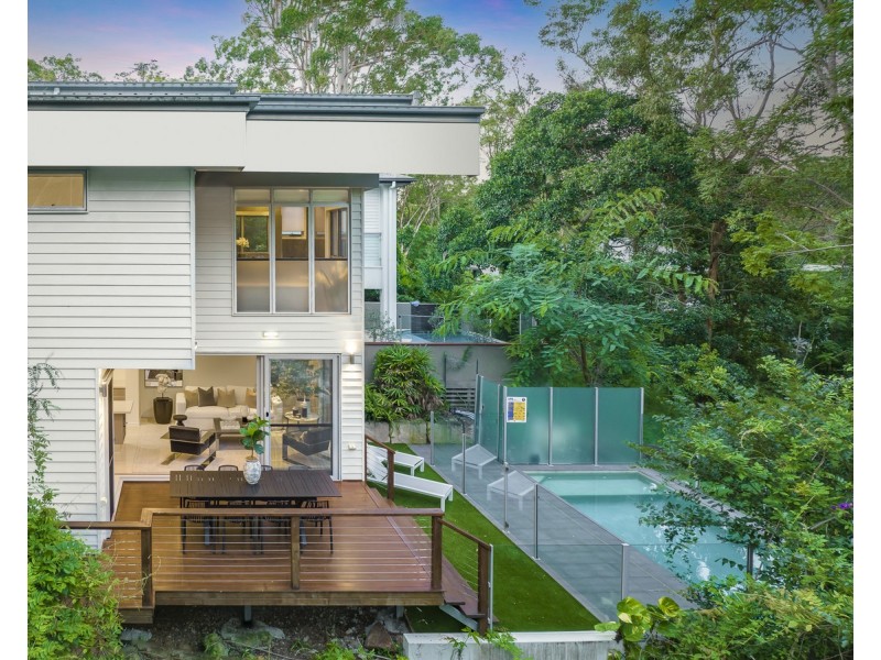 62 Ironside Street, St Lucia QLD 4067