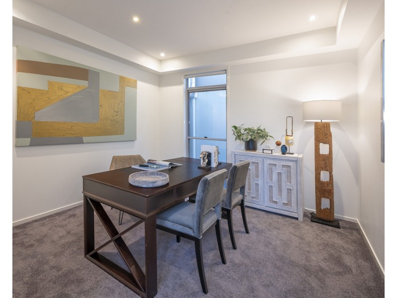 62 Ironside Street, St Lucia QLD 4067