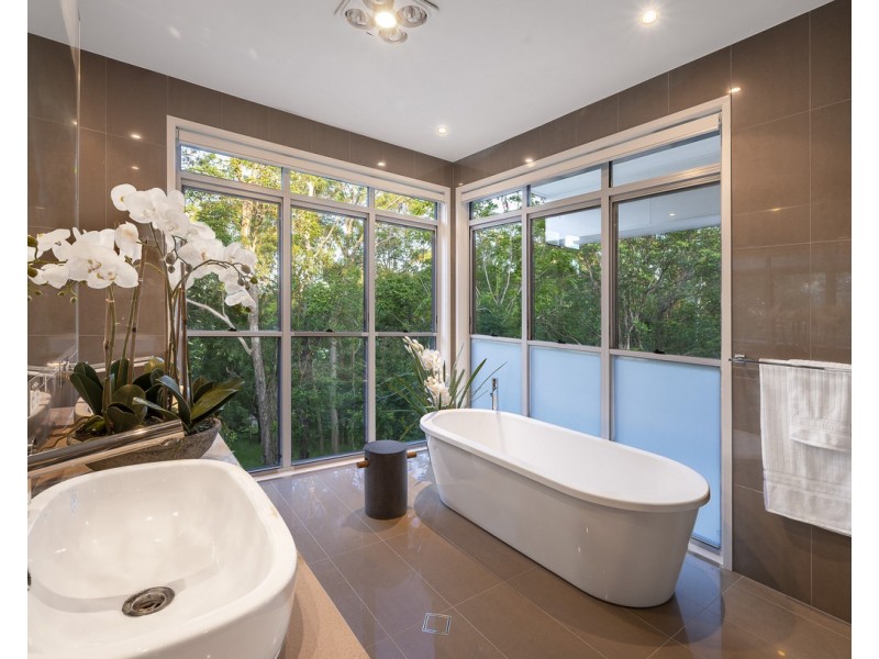 62 Ironside Street, St Lucia QLD 4067