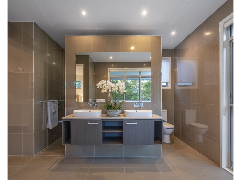 62 Ironside Street, St Lucia QLD 4067