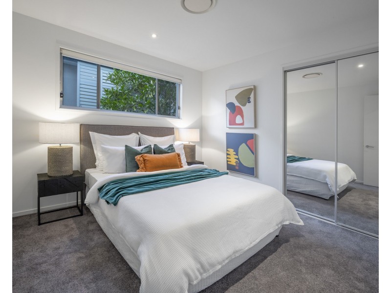 62 Ironside Street, St Lucia QLD 4067