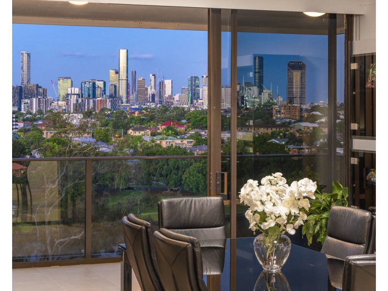 33/58 Sandford Street, St Lucia QLD 4067