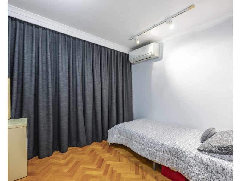 33/58 Sandford Street, St Lucia QLD 4067