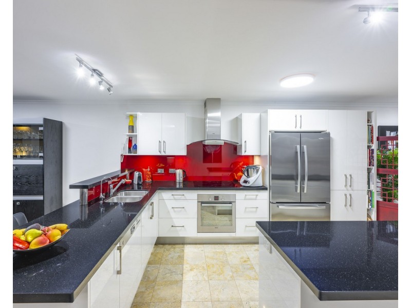 33/58 Sandford Street, St Lucia QLD 4067