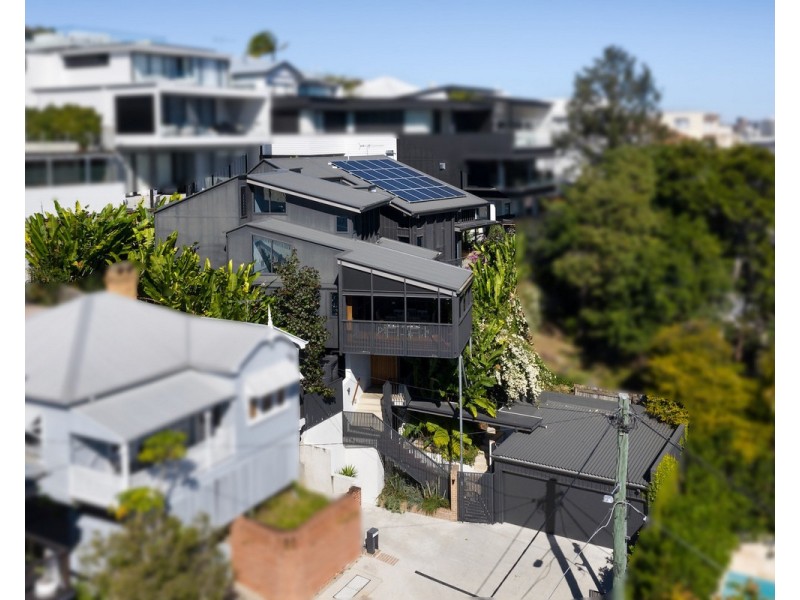 7 Davidson Tce, Teneriffe QLD 4005