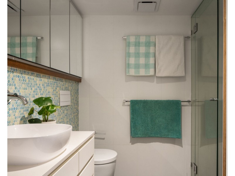 7 Davidson Tce, Teneriffe QLD 4005