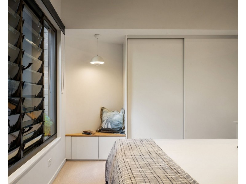 7 Davidson Tce, Teneriffe QLD 4005