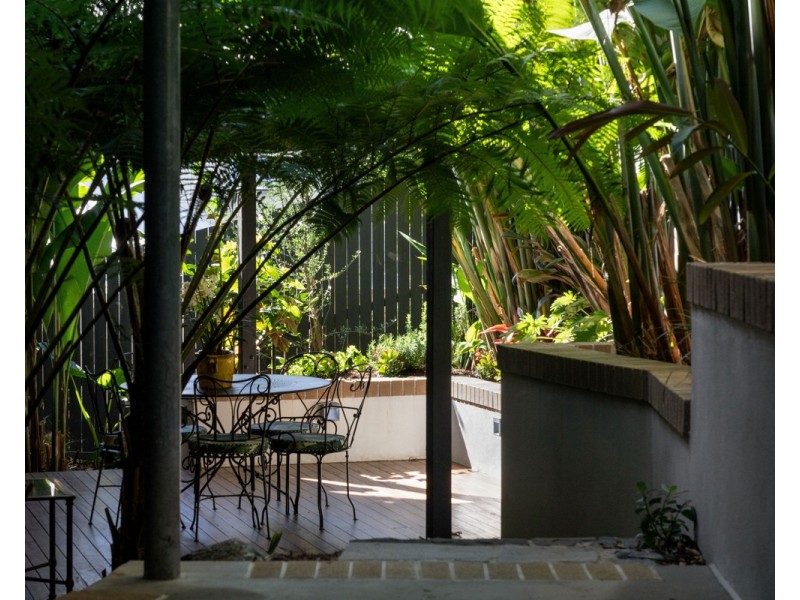 7 Davidson Tce, Teneriffe QLD 4005