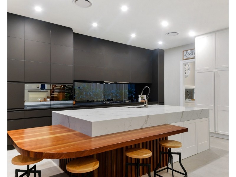 23 Southerden Avenue, Grange QLD 4051