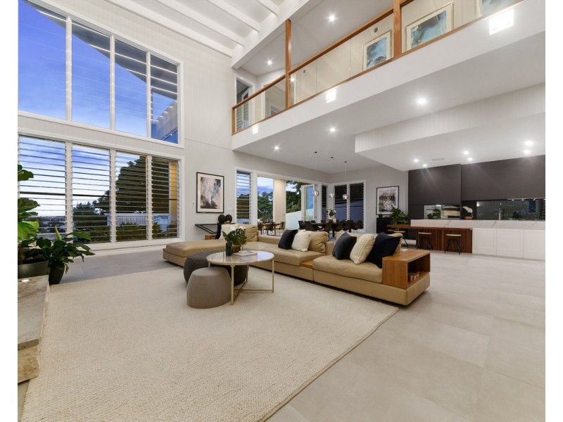 23 Southerden Avenue, Grange QLD 4051