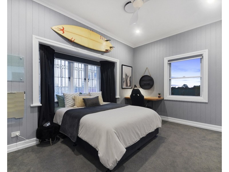 23 Southerden Avenue, Grange QLD 4051