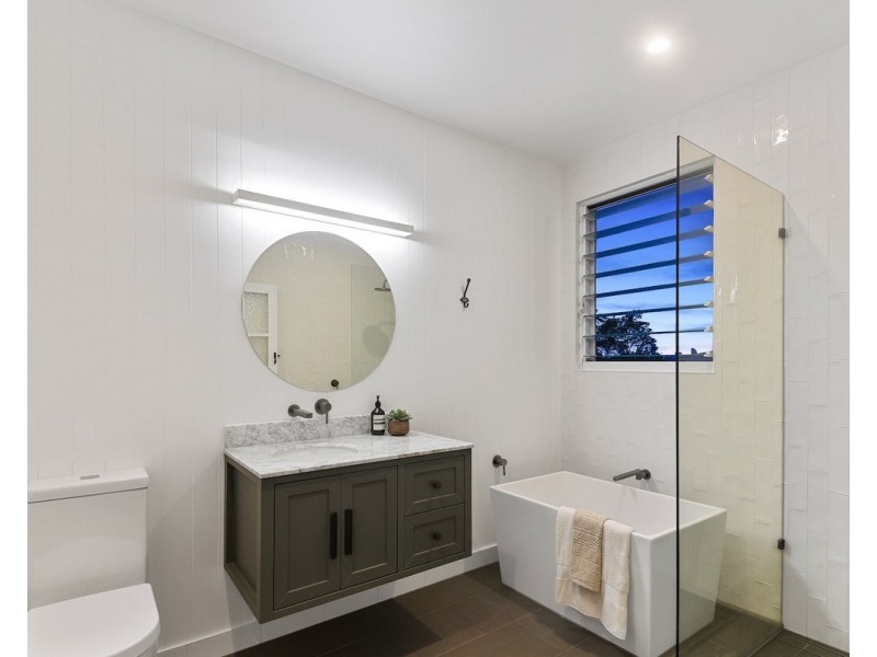 23 Southerden Avenue, Grange QLD 4051