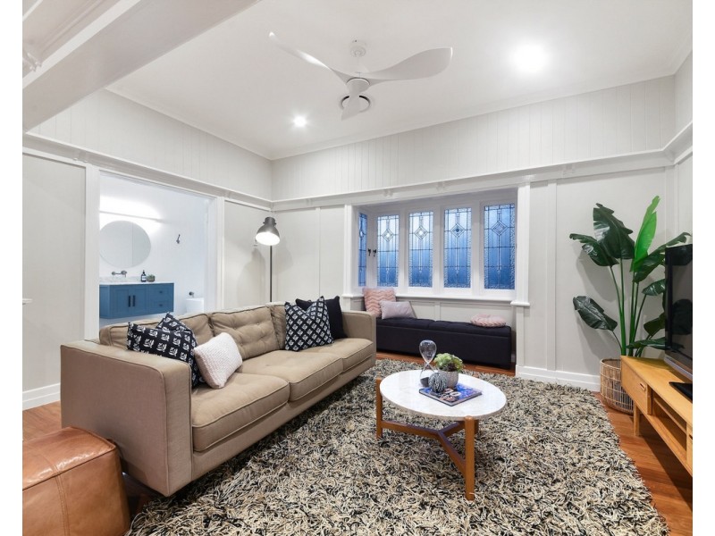 23 Southerden Avenue, Grange QLD 4051