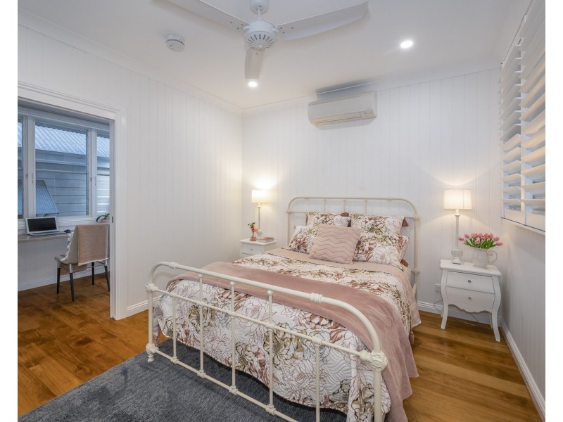 32 Plumer Street, Sherwood QLD 4075