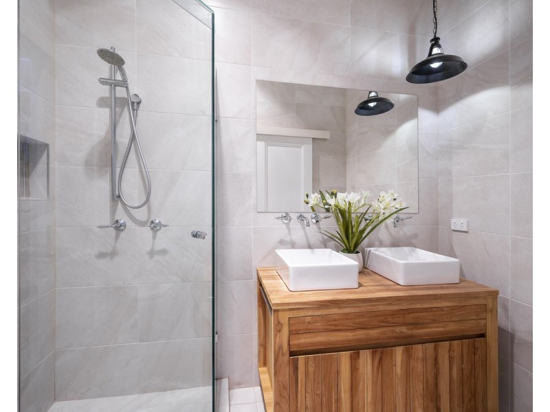 32 Plumer Street, Sherwood QLD 4075