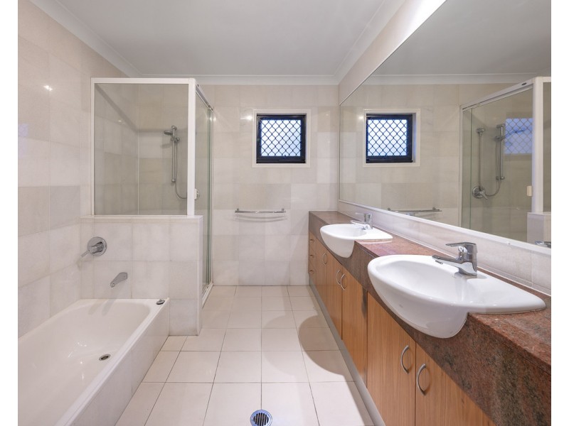 8/278 Indooroopilly Road, Indooroopilly QLD 4068