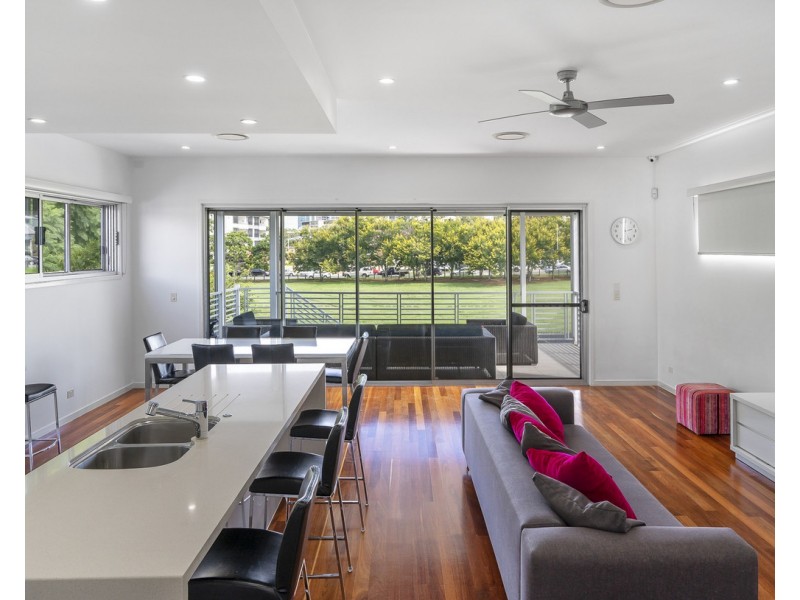 Kangaroo Point QLD 4169