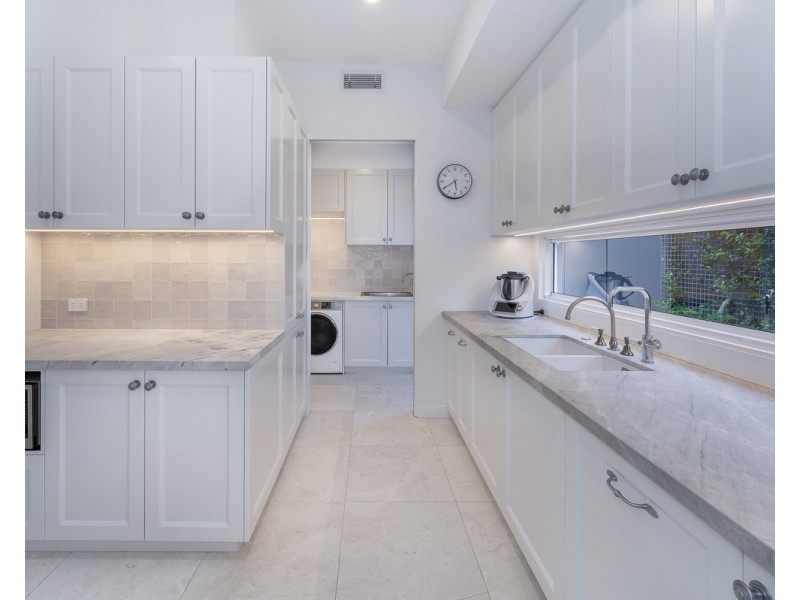 84 Markwell Street, Hamilton QLD 4007