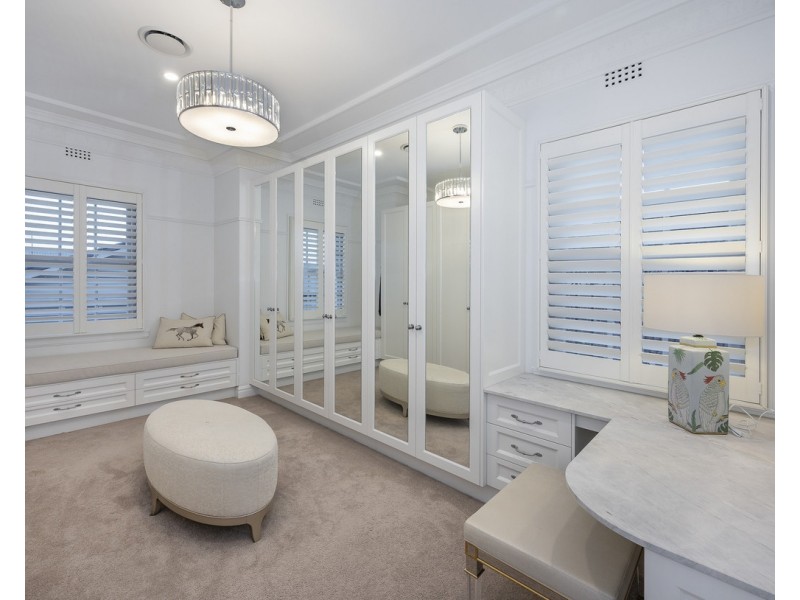 84 Markwell Street, Hamilton QLD 4007