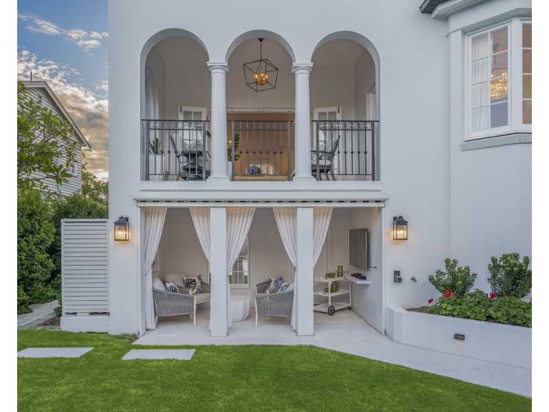 84 Markwell Street, Hamilton QLD 4007