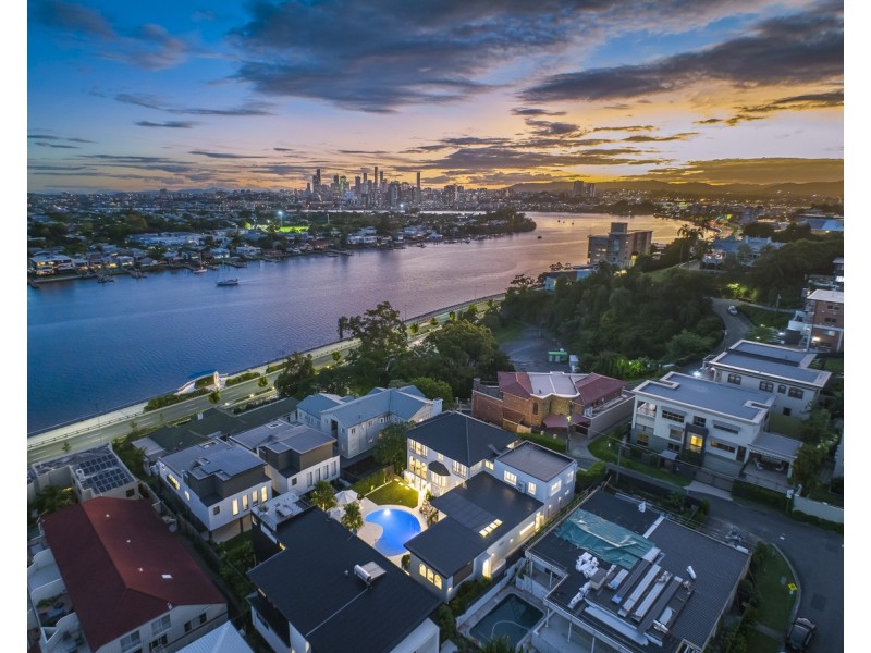 84 Markwell Street, Hamilton QLD 4007