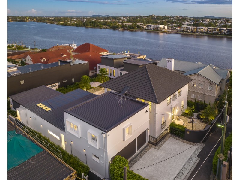 84 Markwell Street, Hamilton QLD 4007