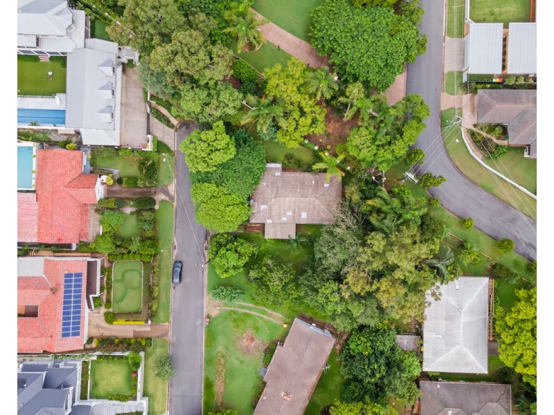 33 Garema Street, Indooroopilly QLD 4068