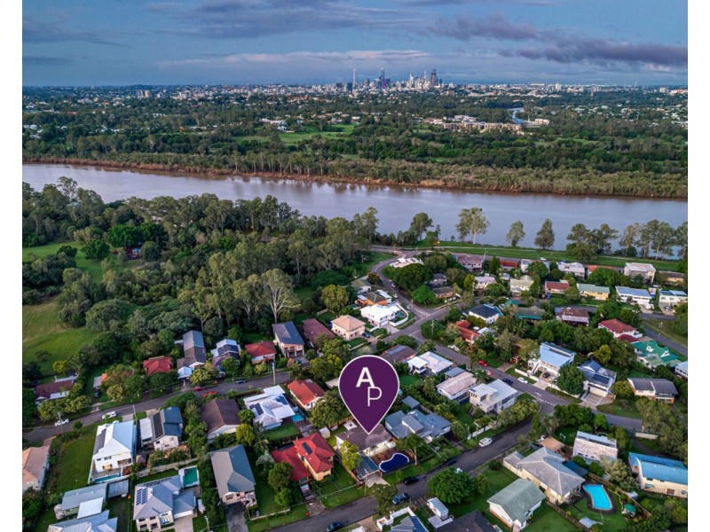 104 Sandon Street, Graceville QLD 4075