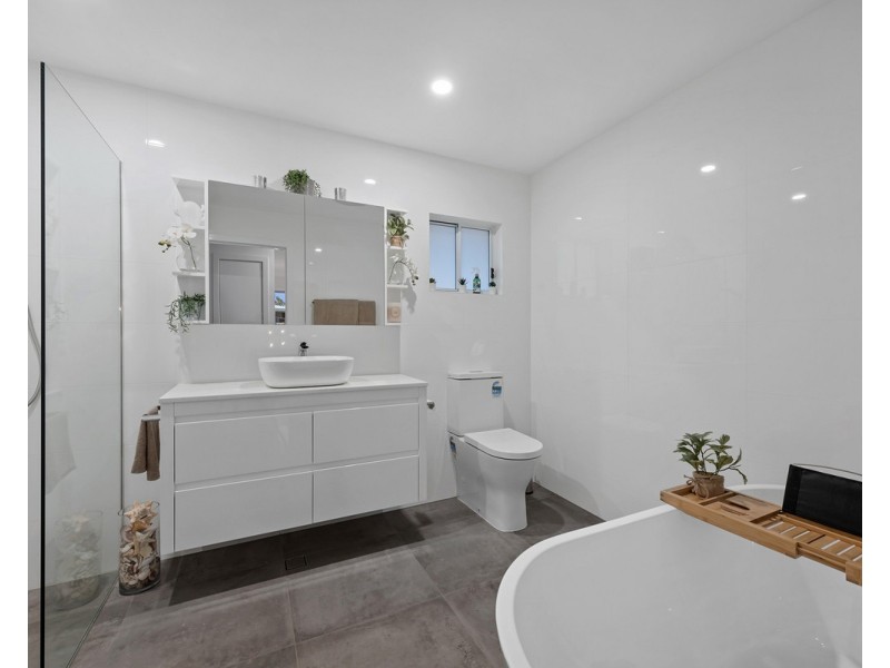 104 Sandon Street, Graceville QLD 4075