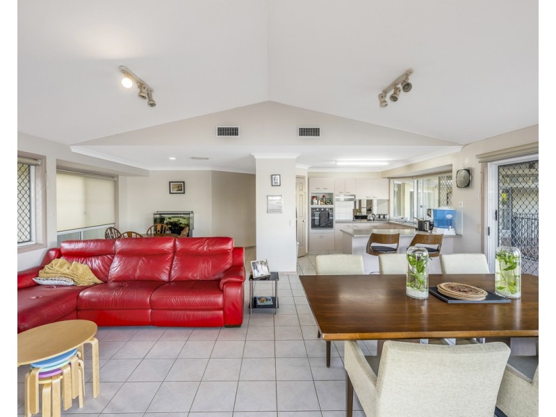 26 Santabelle Crescent, Clear Island Waters QLD 4226